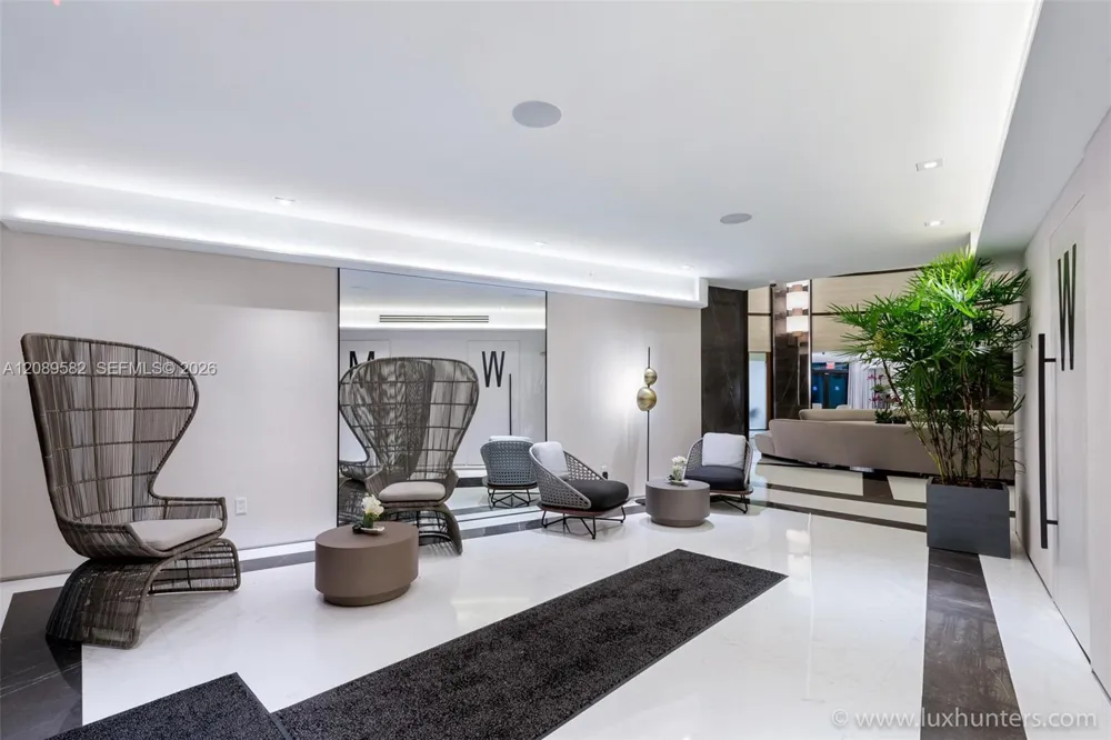 300 S Pointe Dr #809 Miami Beach, FL 33139