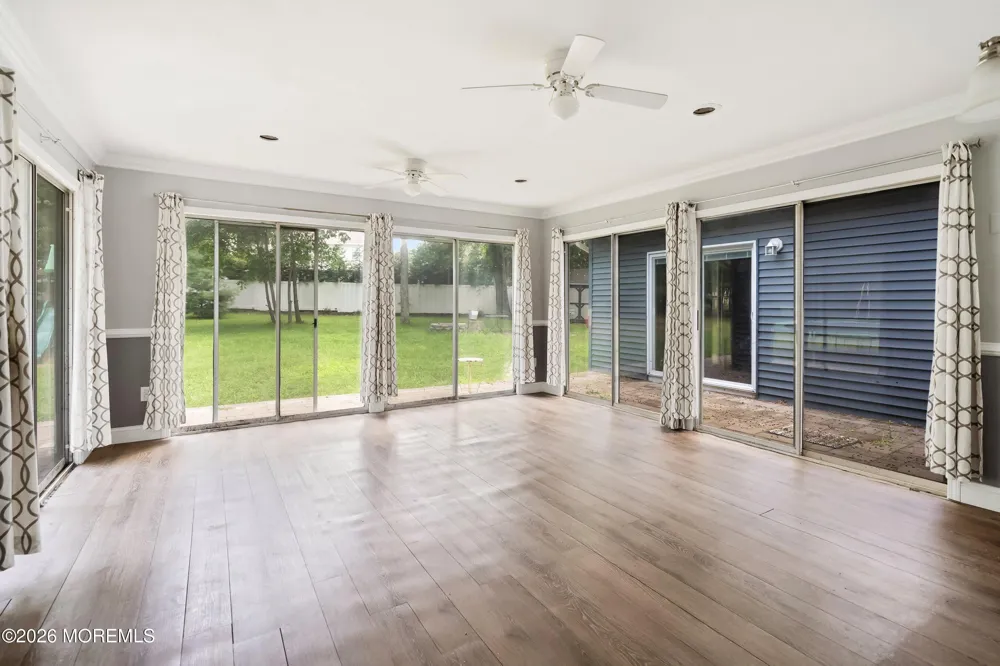 28 Murdock Place Jackson, NJ 08527