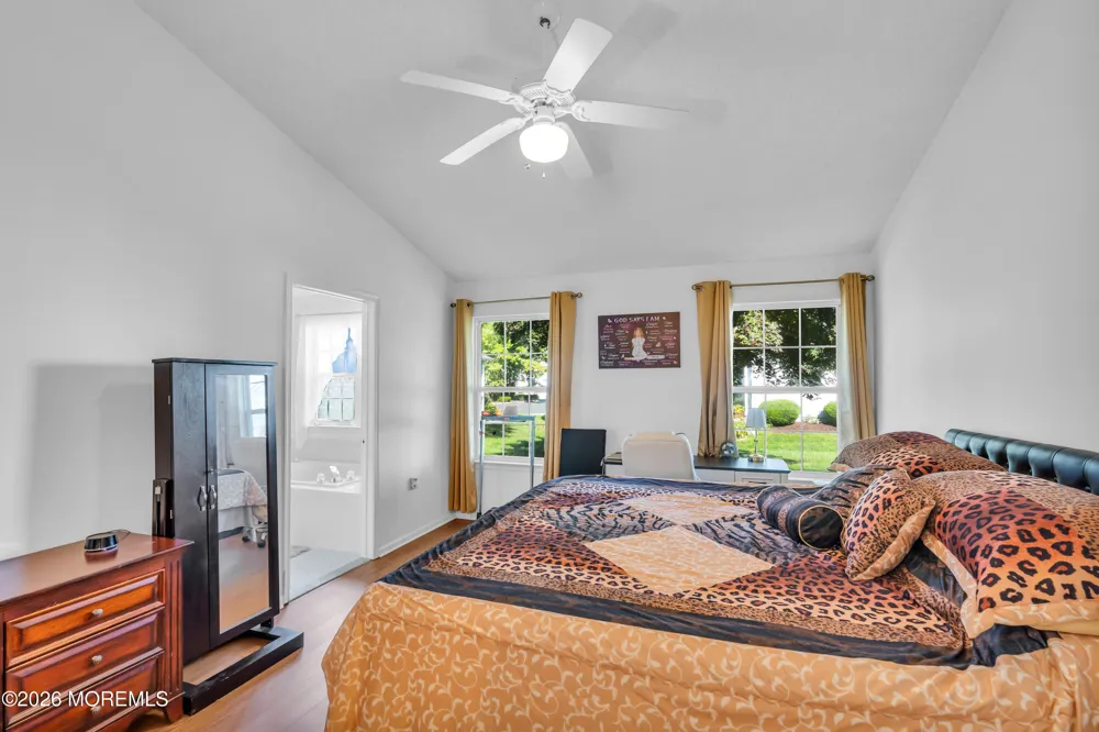 21 S Baker Drive Jackson, NJ 08527