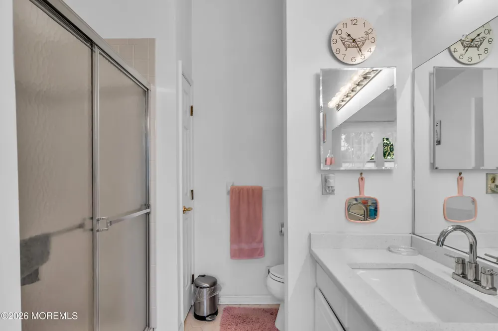 21 S Baker Drive Jackson, NJ 08527