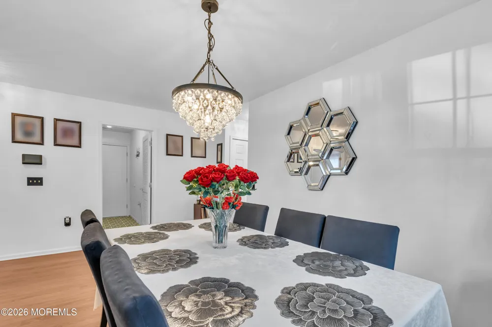 21 S Baker Drive Jackson, NJ 08527
