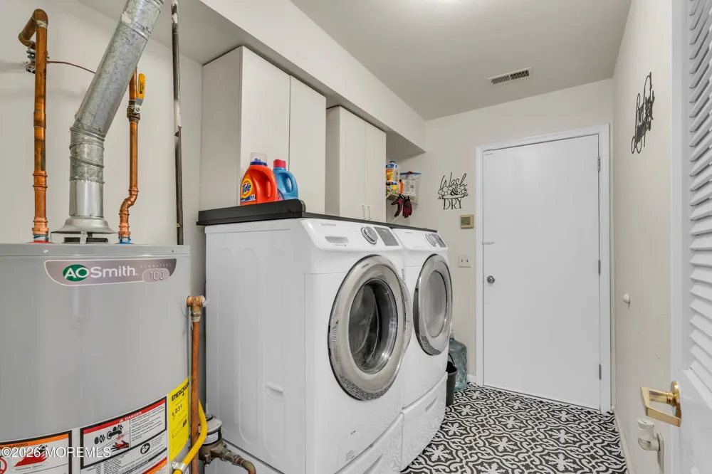 21 S Baker Drive Jackson, NJ 08527