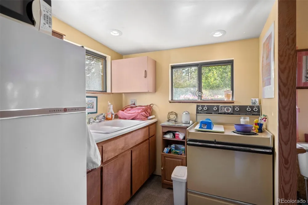 21555 Spring Creek Road Buffalo Creek, CO 80425