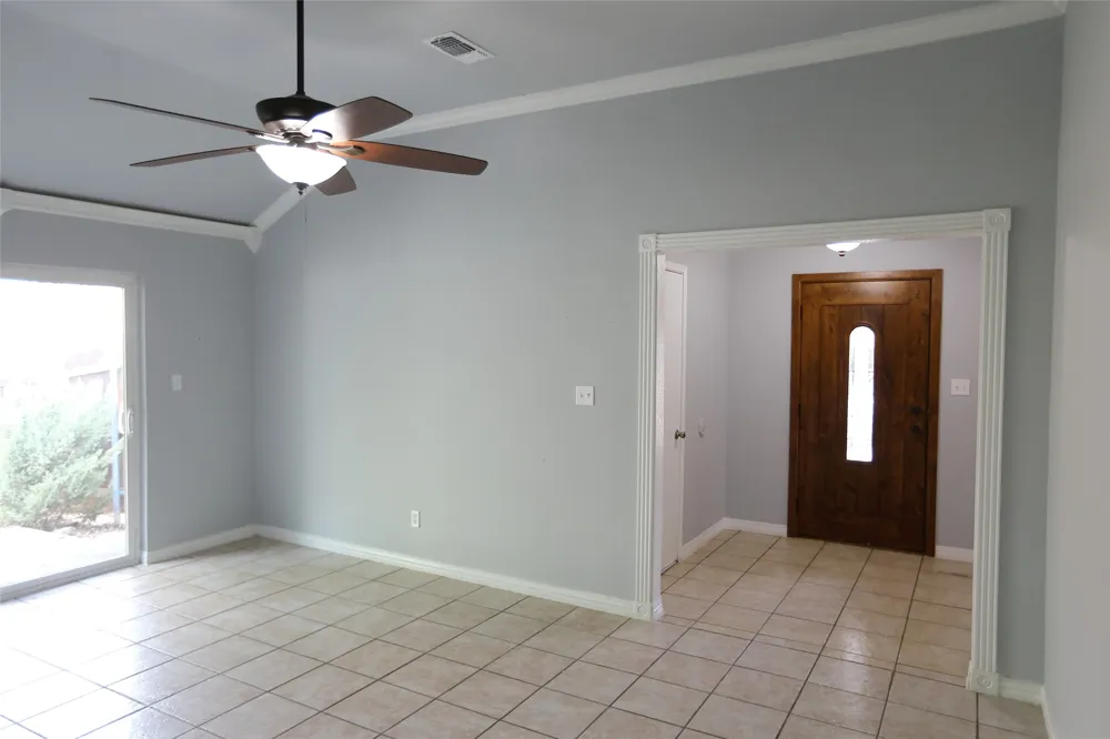1212 Paco Denton, TX 76209