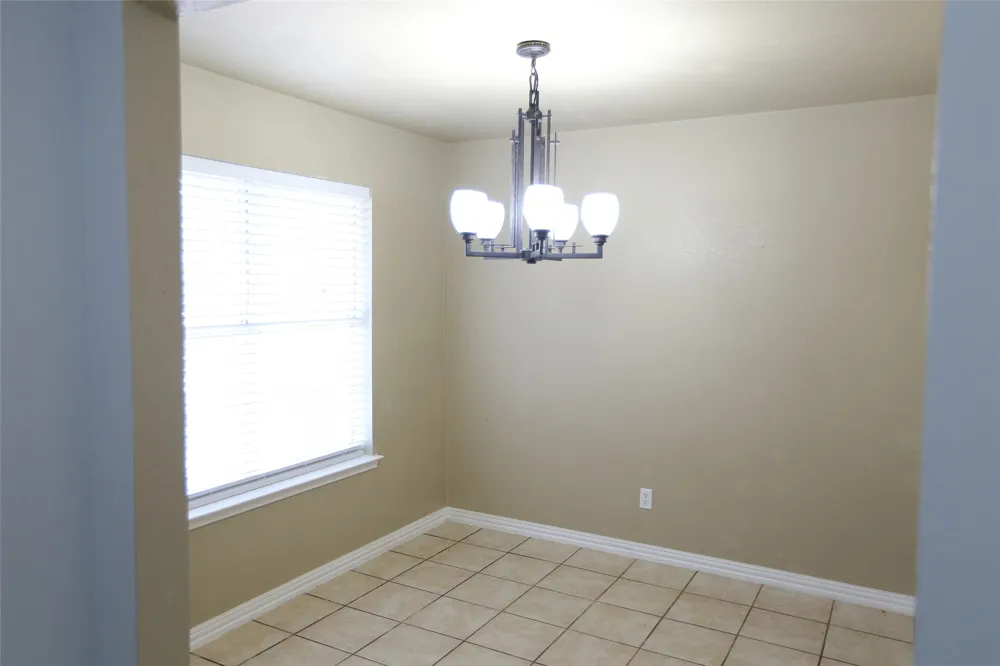 1212 Paco Denton, TX 76209