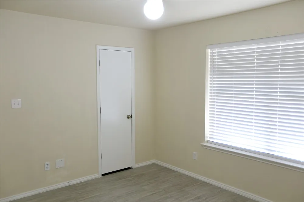1212 Paco Denton, TX 76209