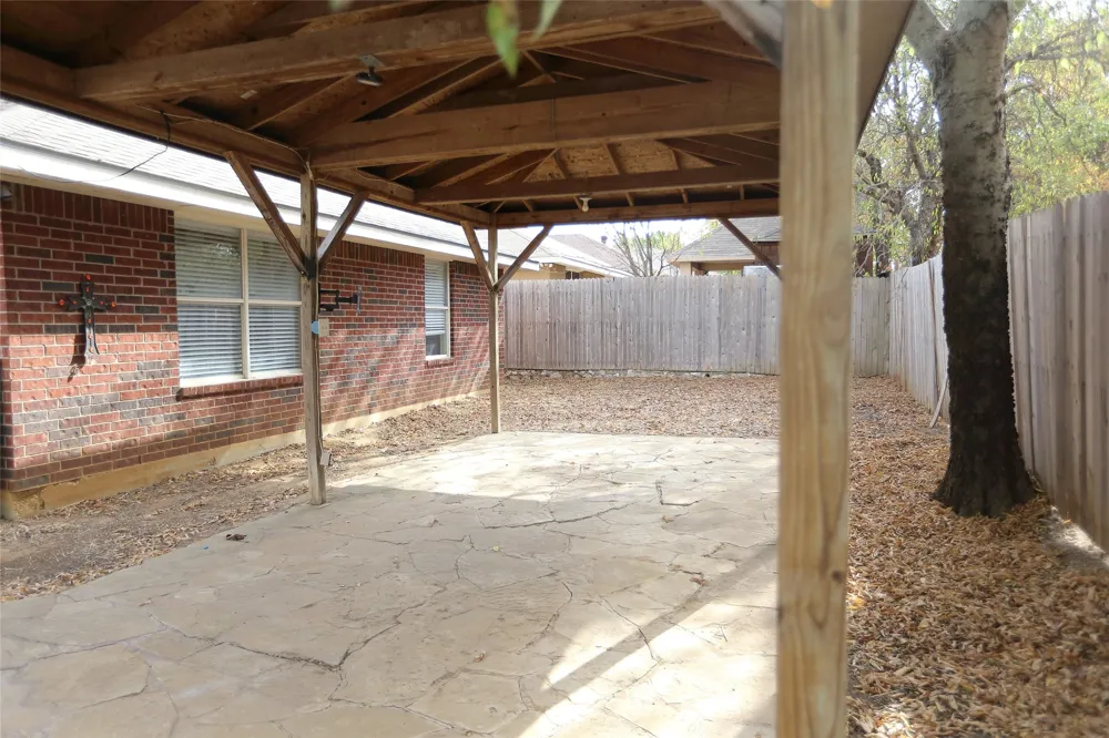 1212 Paco Denton, TX 76209
