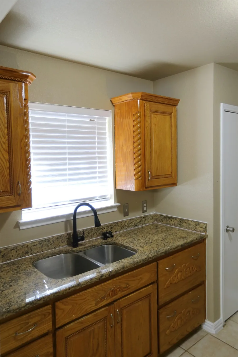 1212 Paco Denton, TX 76209