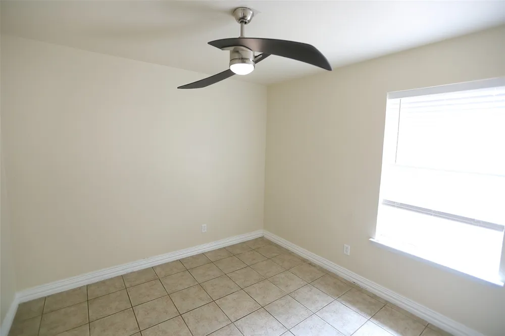 1212 Paco Denton, TX 76209