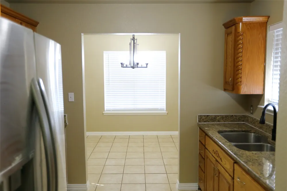 1212 Paco Denton, TX 76209