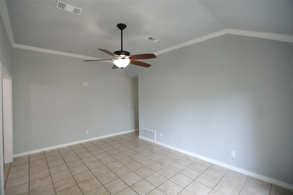 1212 Paco Denton, TX 76209