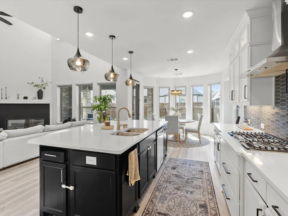 4009 Horsemint Road Aubrey, TX 76227