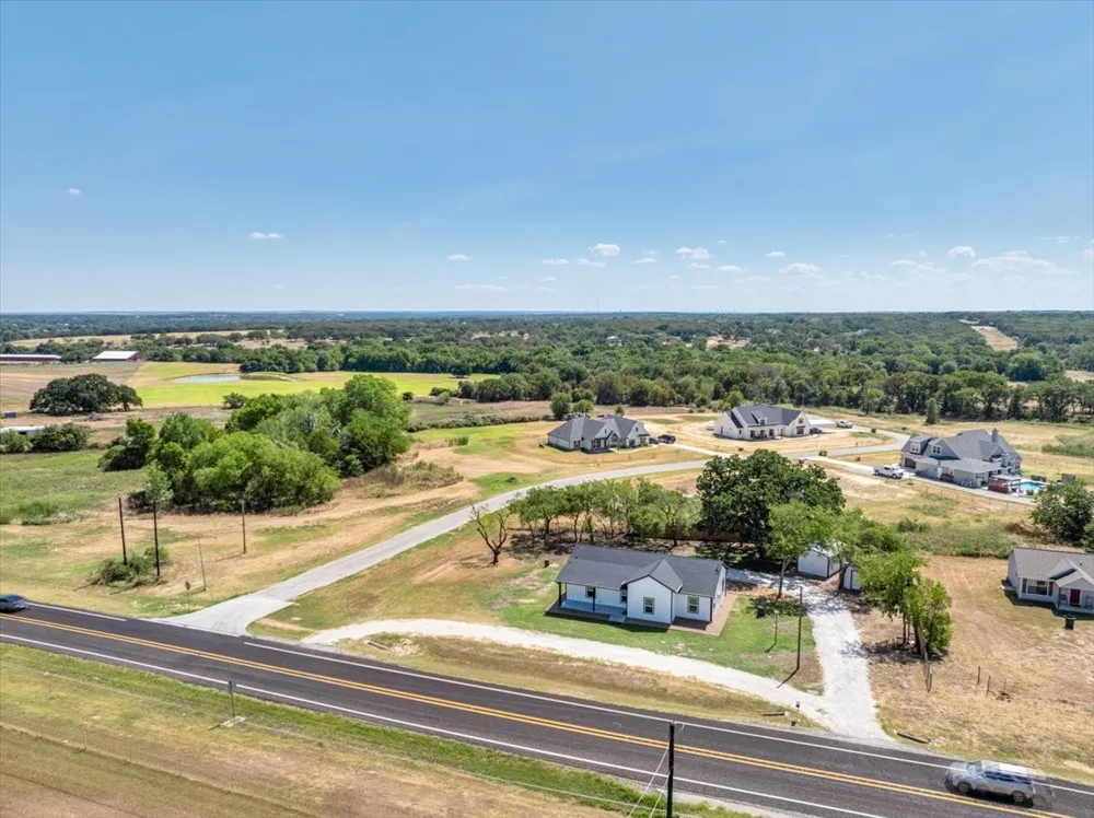 750 Jay Bird Lane Reno, TX 76082