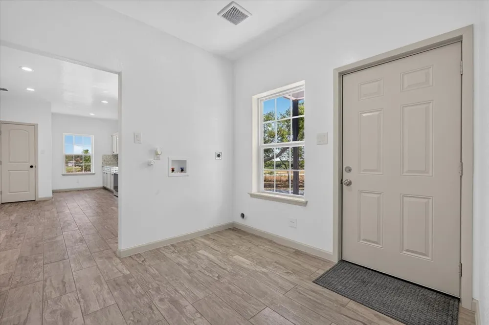 750 Jay Bird Lane Reno, TX 76082