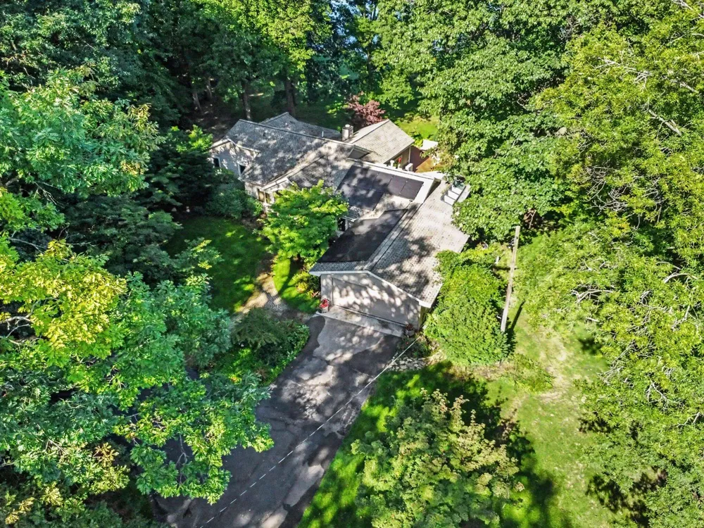 7135 Mccords Avenue SE Caledonia Township, MI 49302