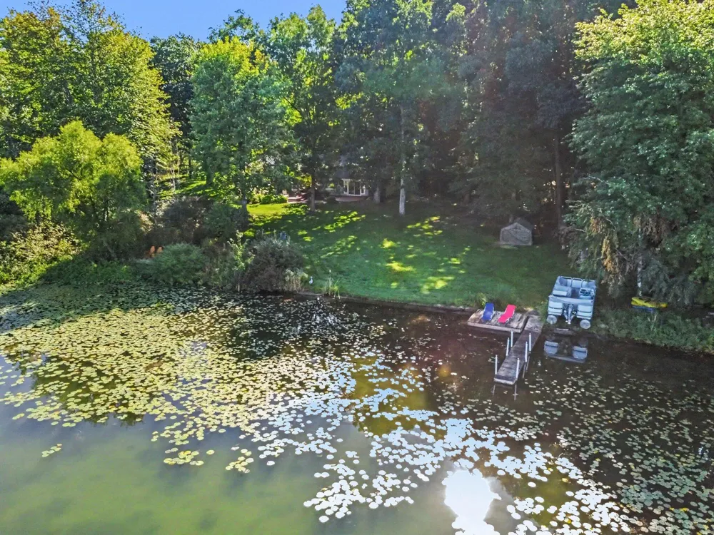 7135 Mccords Avenue SE Caledonia Township, MI 49302