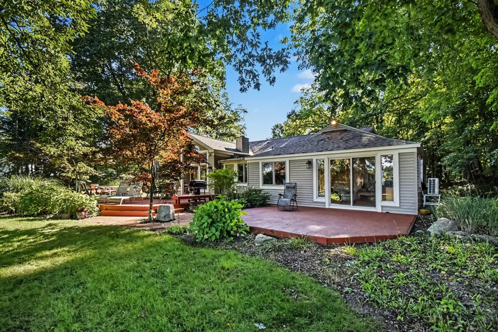 7135 Mccords Avenue SE Caledonia Township, MI 49302