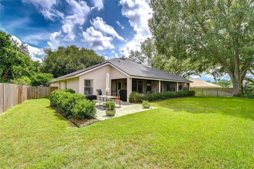 16502 BLENHEIM DRIVE Lutz, FL 33549