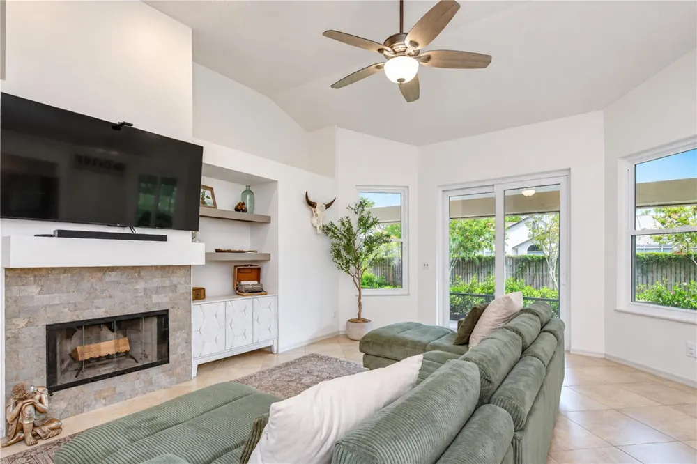 16502 BLENHEIM DRIVE Lutz, FL 33549