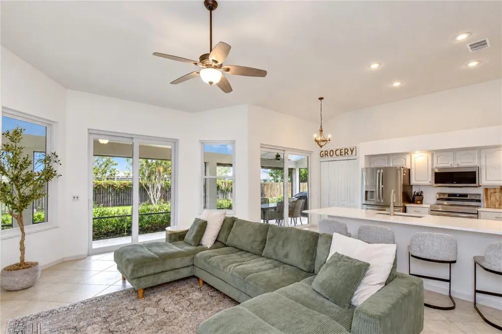 16502 BLENHEIM DRIVE Lutz, FL 33549