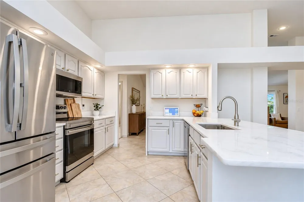 16502 BLENHEIM DRIVE Lutz, FL 33549