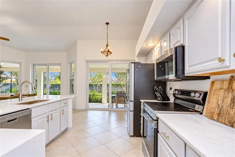 16502 BLENHEIM DRIVE Lutz, FL 33549