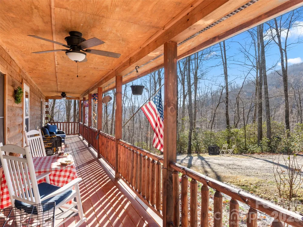 252 Idylwild Lane Black Mountain, NC 28711