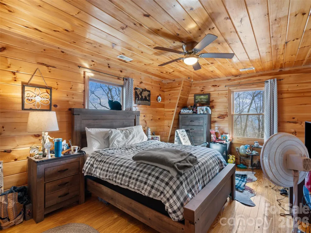 252 Idylwild Lane Black Mountain, NC 28711