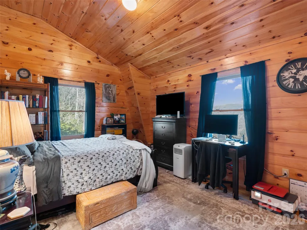 252 Idylwild Lane Black Mountain, NC 28711
