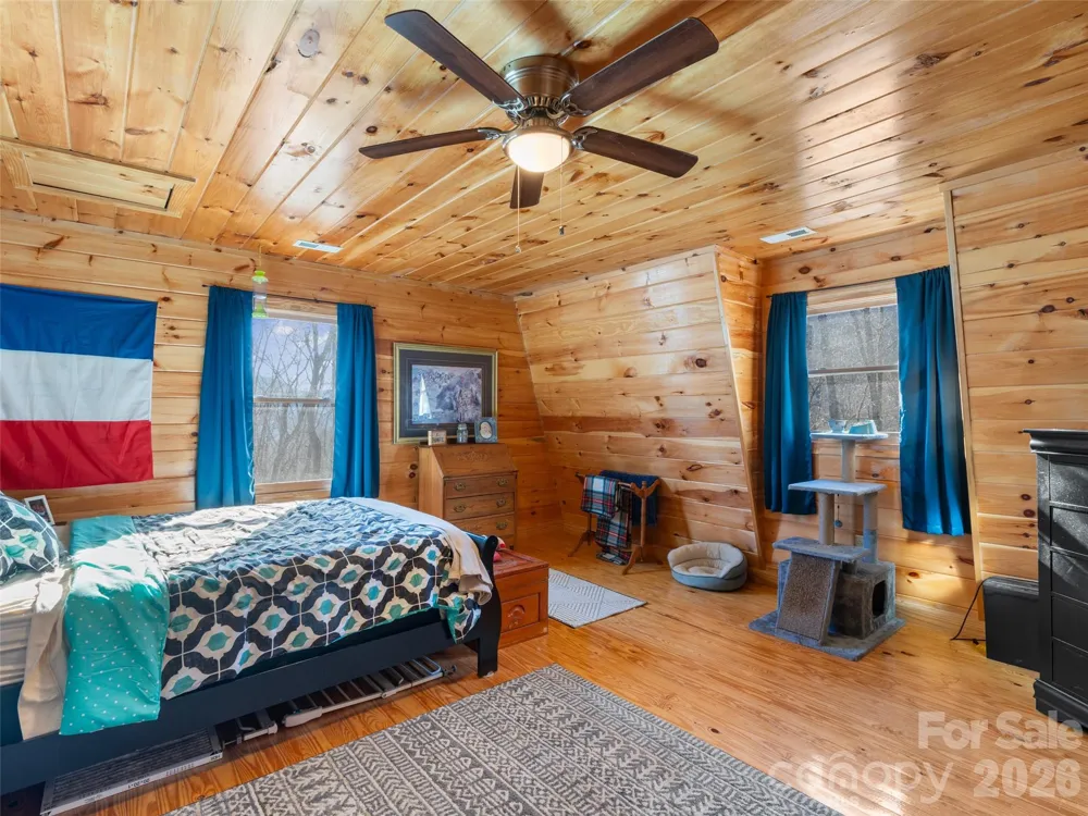 252 Idylwild Lane Black Mountain, NC 28711