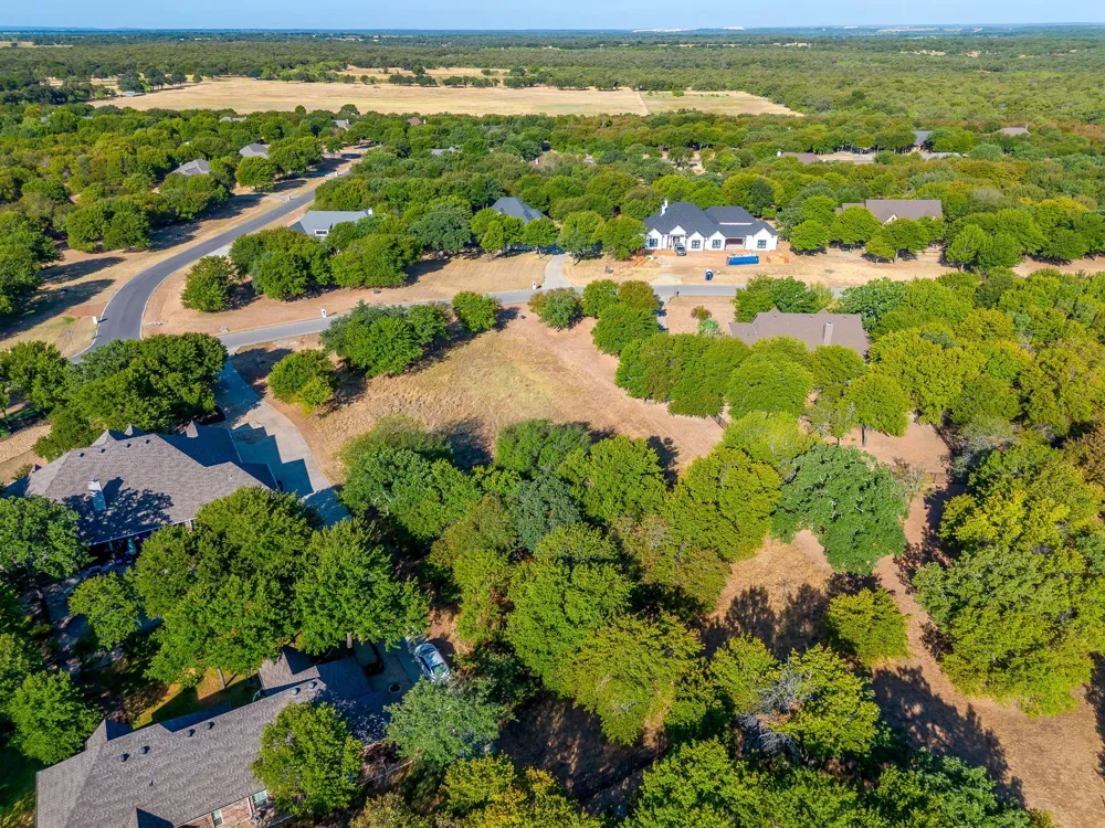 740 S Sugartree Drive Lipan, TX 76462
