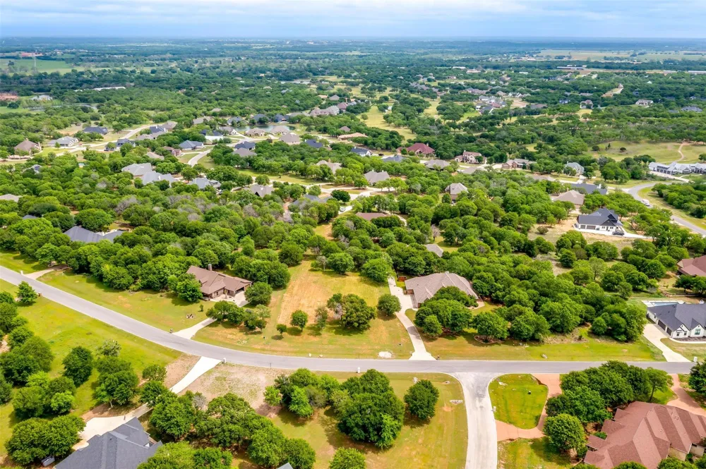 740 S Sugartree Drive Lipan, TX 76462