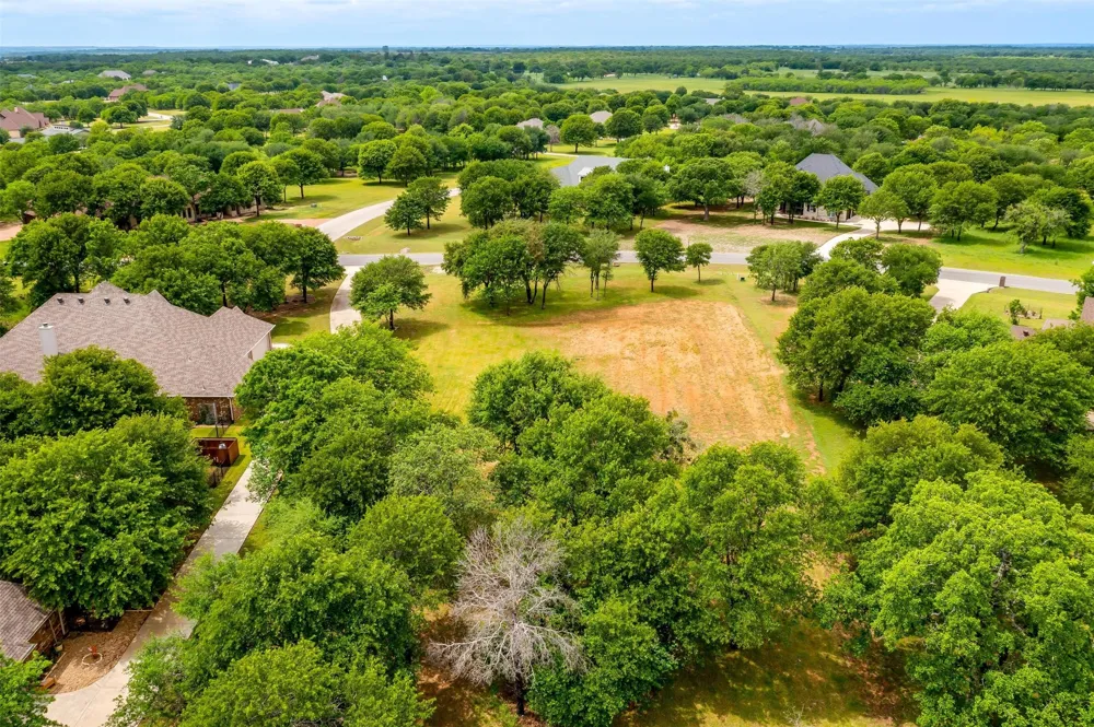 740 S Sugartree Drive Lipan, TX 76462