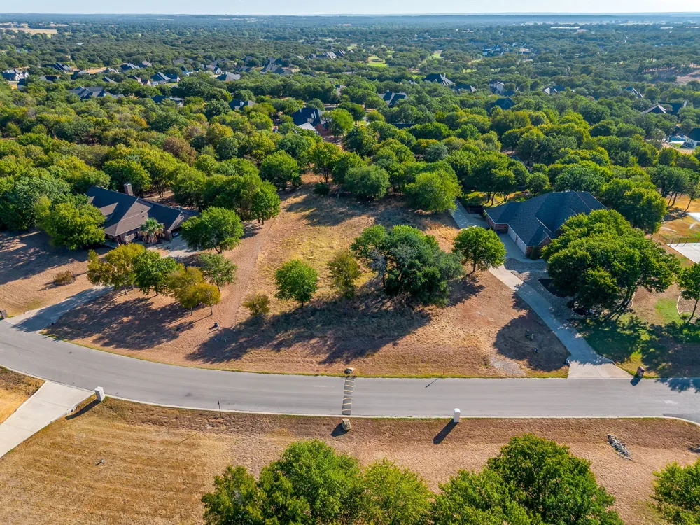 740 S Sugartree Drive Lipan, TX 76462