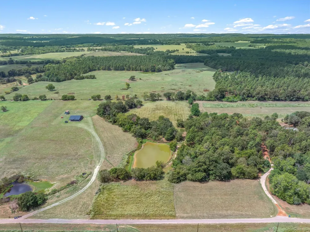 24619 Private Road 8102 Frankston, TX 75763
