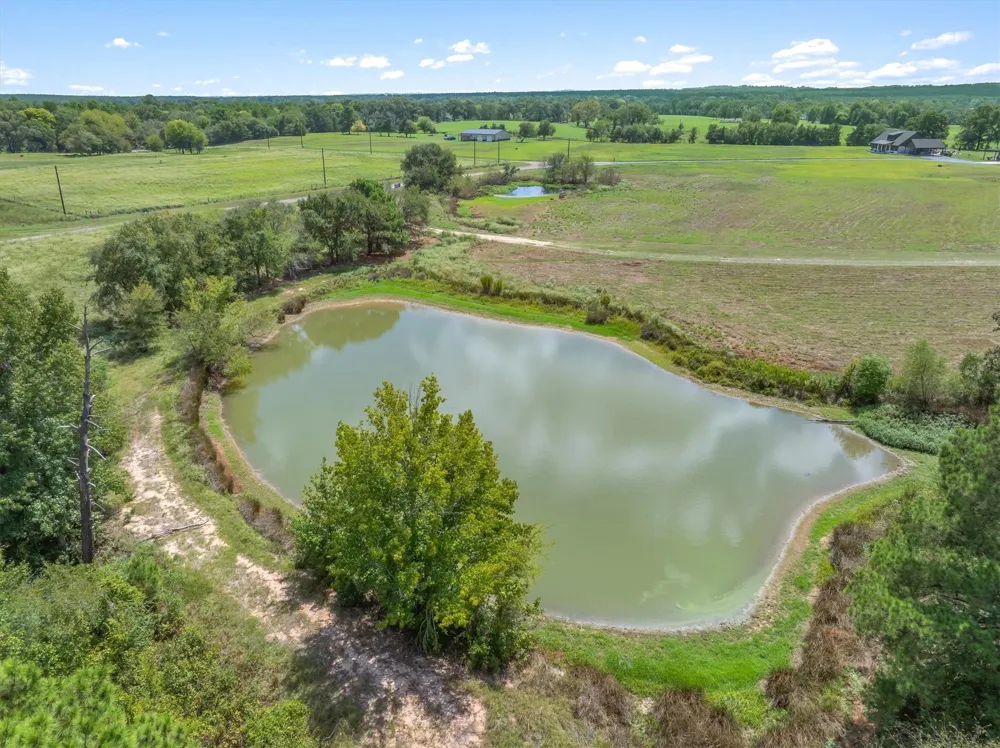 24619 Private Road 8102 Frankston, TX 75763