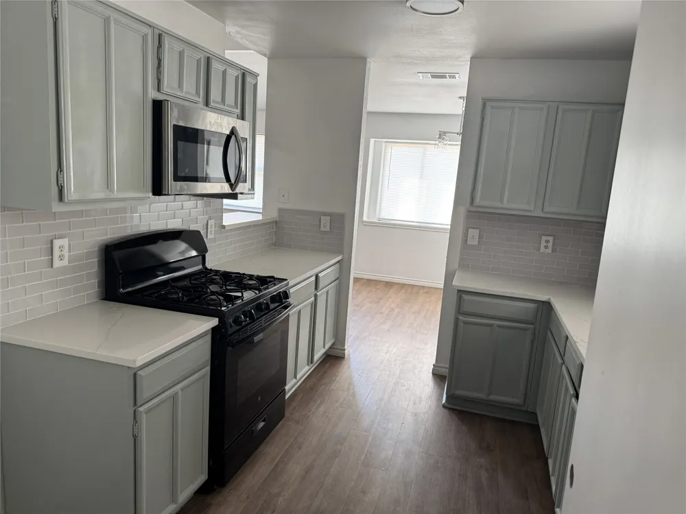 2007 COLOGNE DRIVE Carrollton, TX 75007