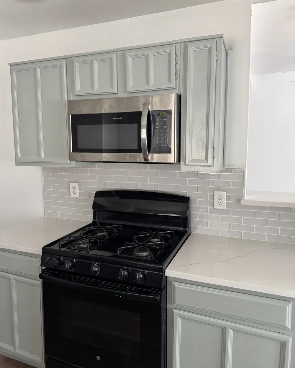 2007 COLOGNE DRIVE Carrollton, TX 75007