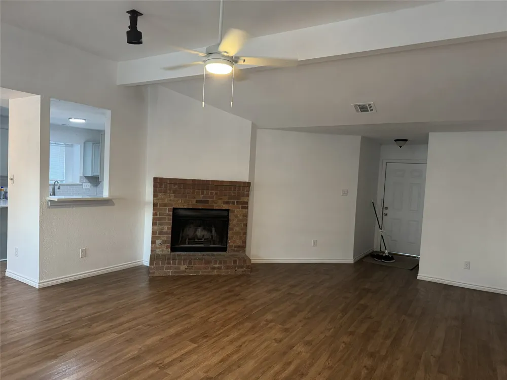 2007 COLOGNE DRIVE Carrollton, TX 75007