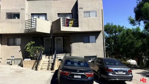 1858 Alvarado Street