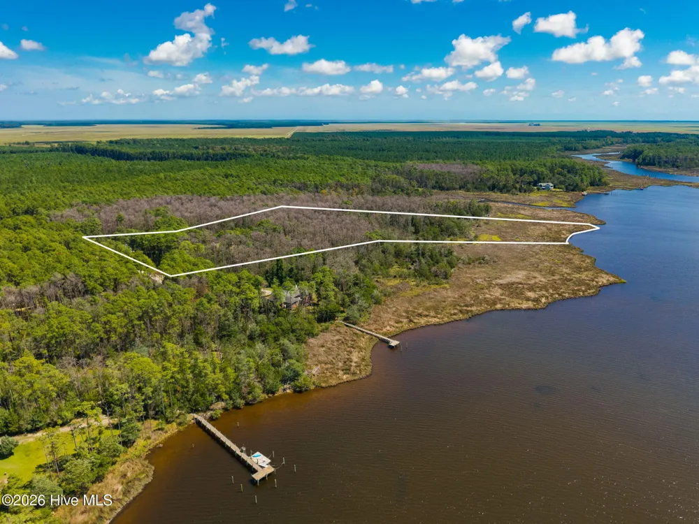 157 Jones Gut Drive Beaufort, NC 28516