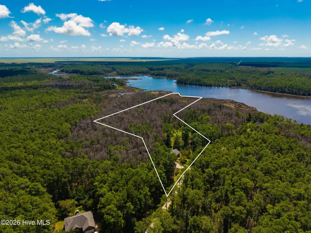 157 Jones Gut Drive Beaufort, NC 28516