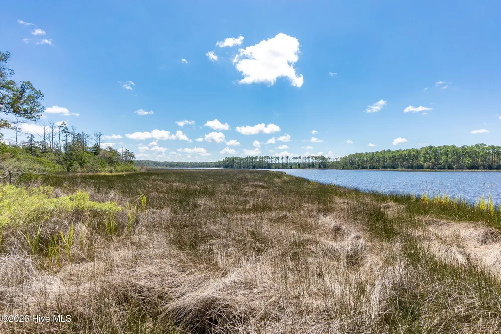 157 Jones Gut Drive Beaufort, NC 28516