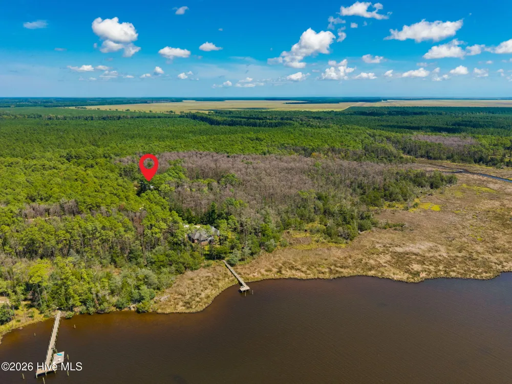 157 Jones Gut Drive Beaufort, NC 28516