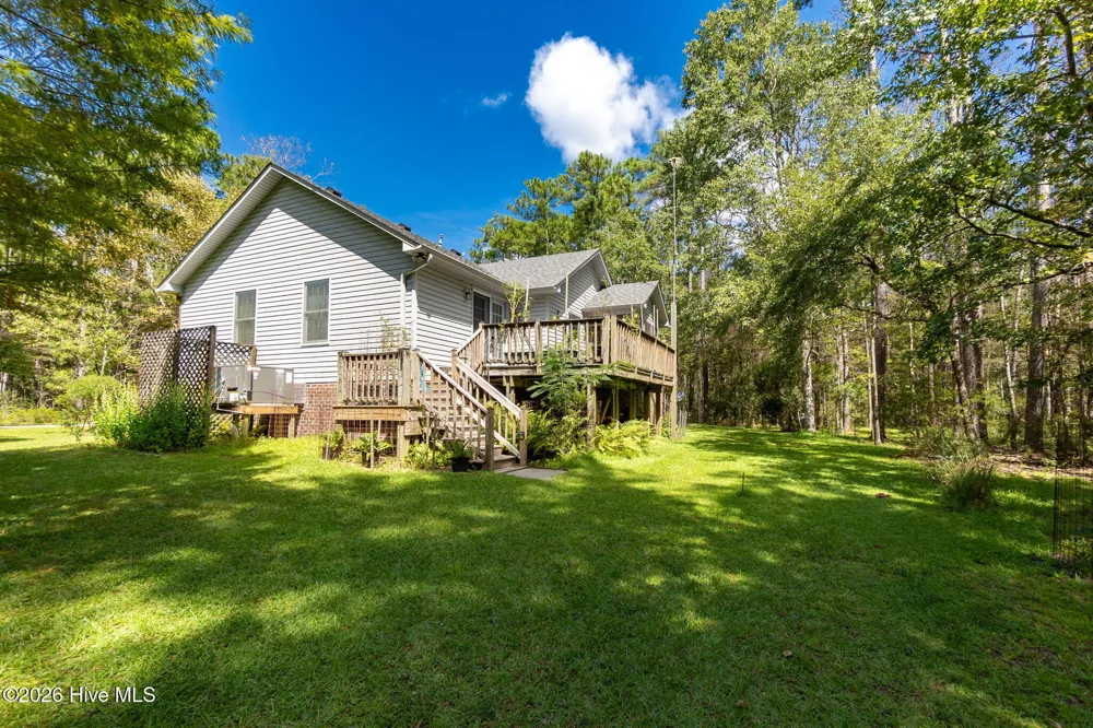 157 Jones Gut Drive Beaufort, NC 28516