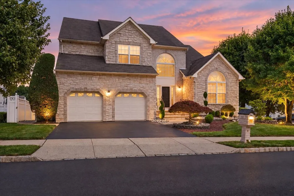 67 Winding Brook Drive Matawan, NJ 07747
