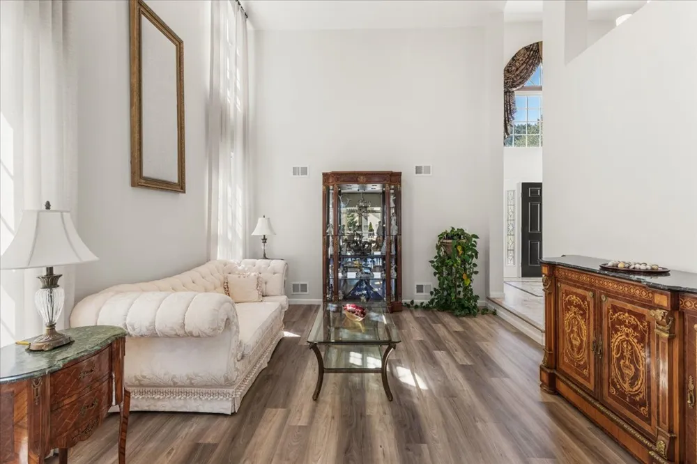 67 Winding Brook Drive Matawan, NJ 07747