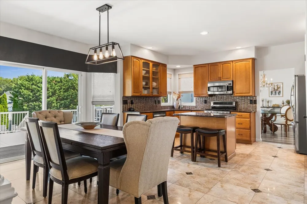 67 Winding Brook Drive Matawan, NJ 07747