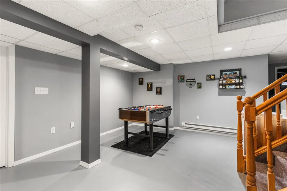 67 Winding Brook Drive Matawan, NJ 07747