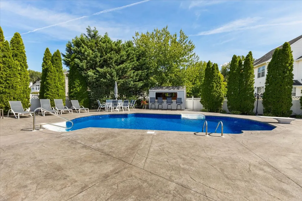 67 Winding Brook Drive Matawan, NJ 07747